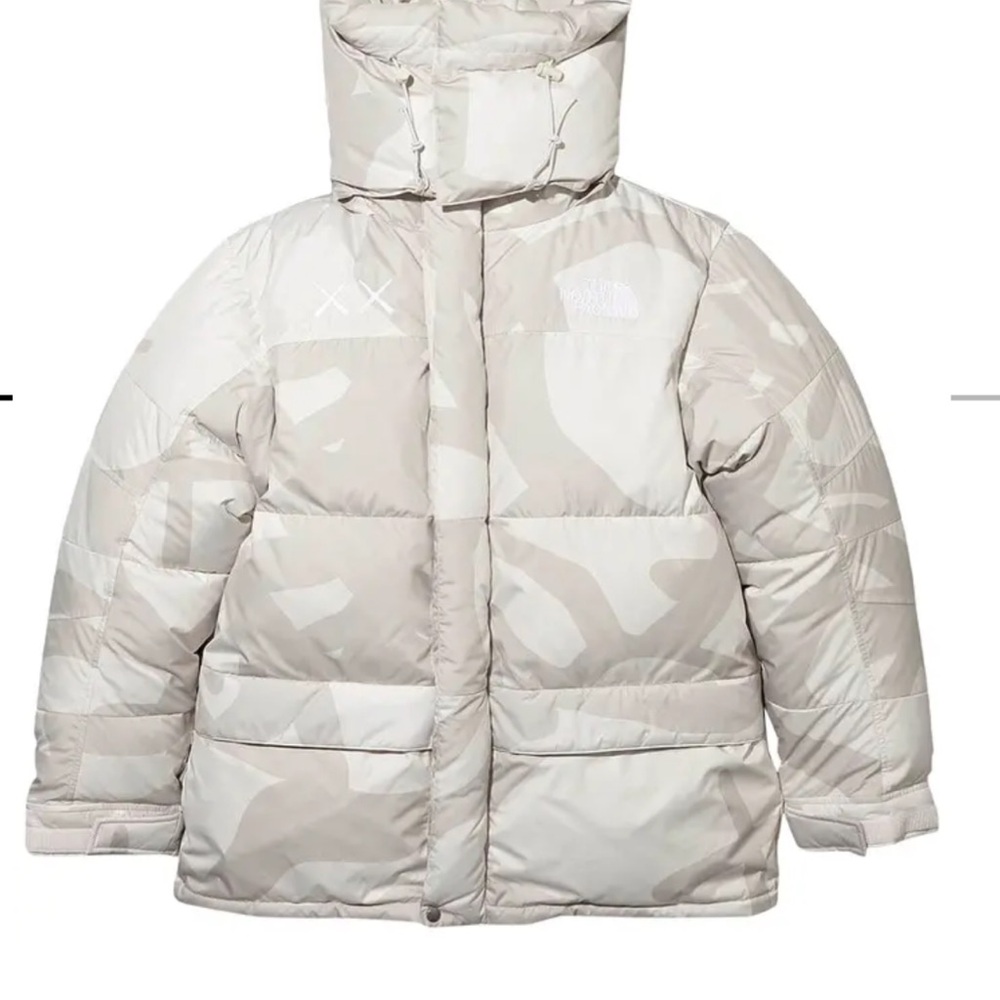 KAWS x The North Face Retro 1994 Himalayan Parka. Moonlight Ivory. Size M